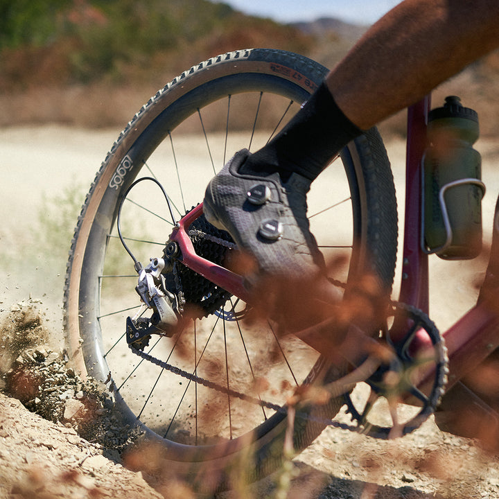 carbon fiber gravel wheel skid roost